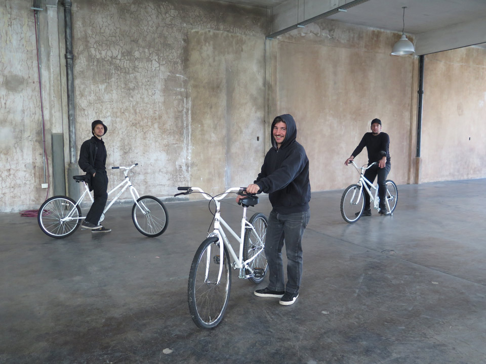 Cómo montar o cambiar los pedales de una bicicleta – T-Bikes Tienda de  bicicletas y taller especializado
