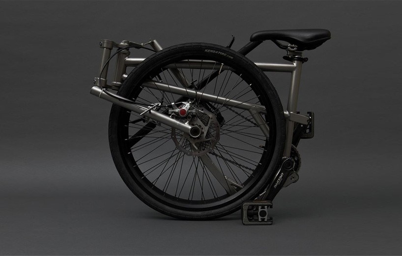 helix-folding-bike-designboom01-818x520